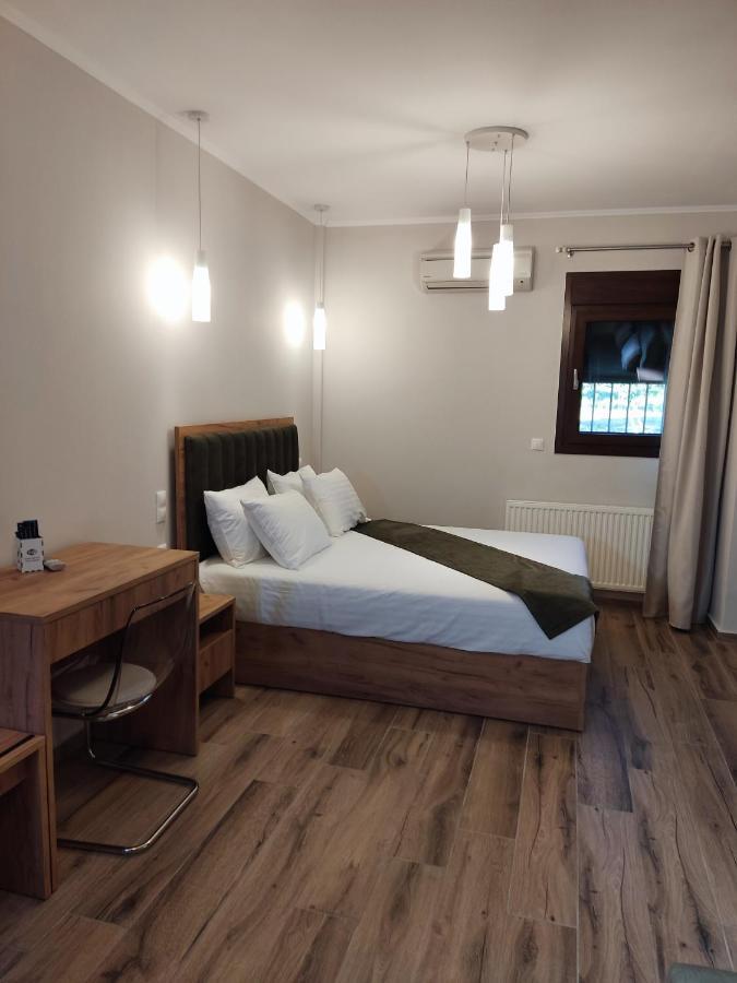 Erietta Rooms Paramythia Bagian luar foto