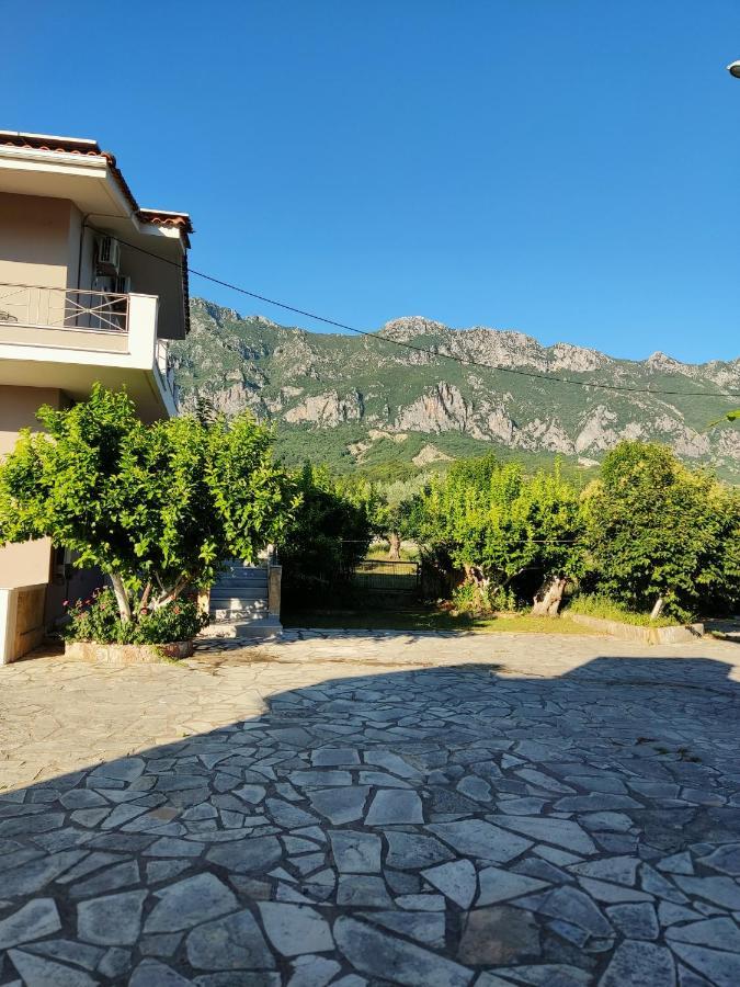 Erietta Rooms Paramythia Bagian luar foto